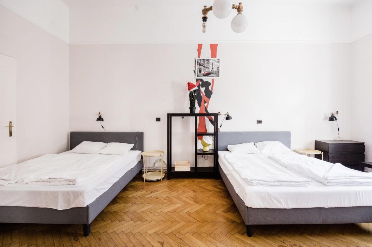 Downtown Circus Apartment Budapest Ngoại thất bức ảnh
