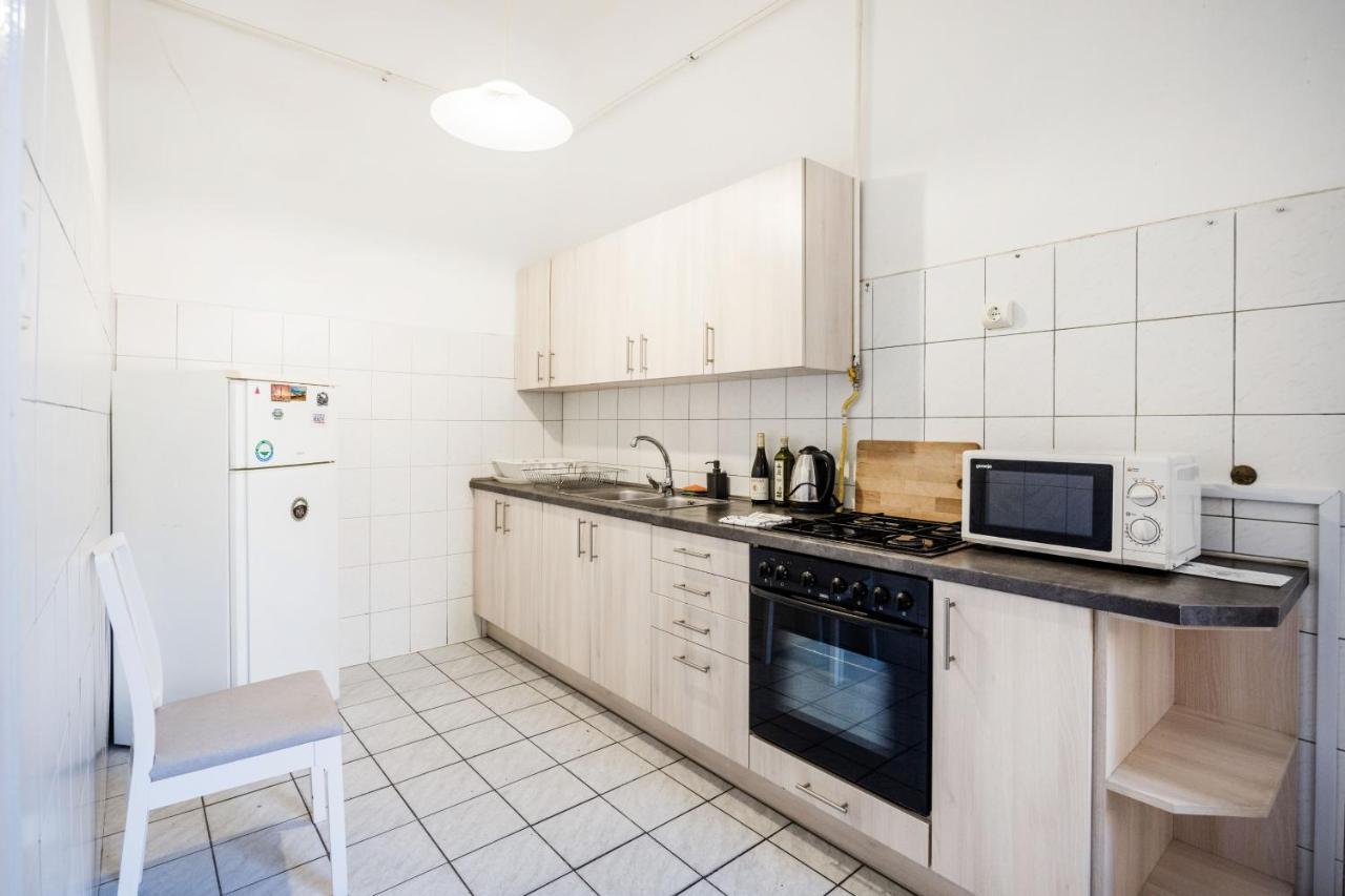 Downtown Circus Apartment Budapest Ngoại thất bức ảnh